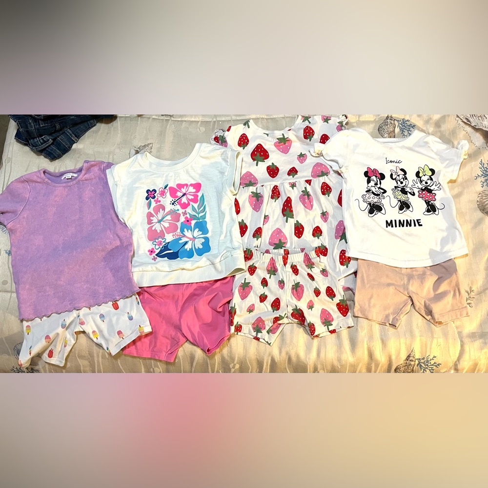 8 Piece Toddler Size 4T Colorful Play Short Sets